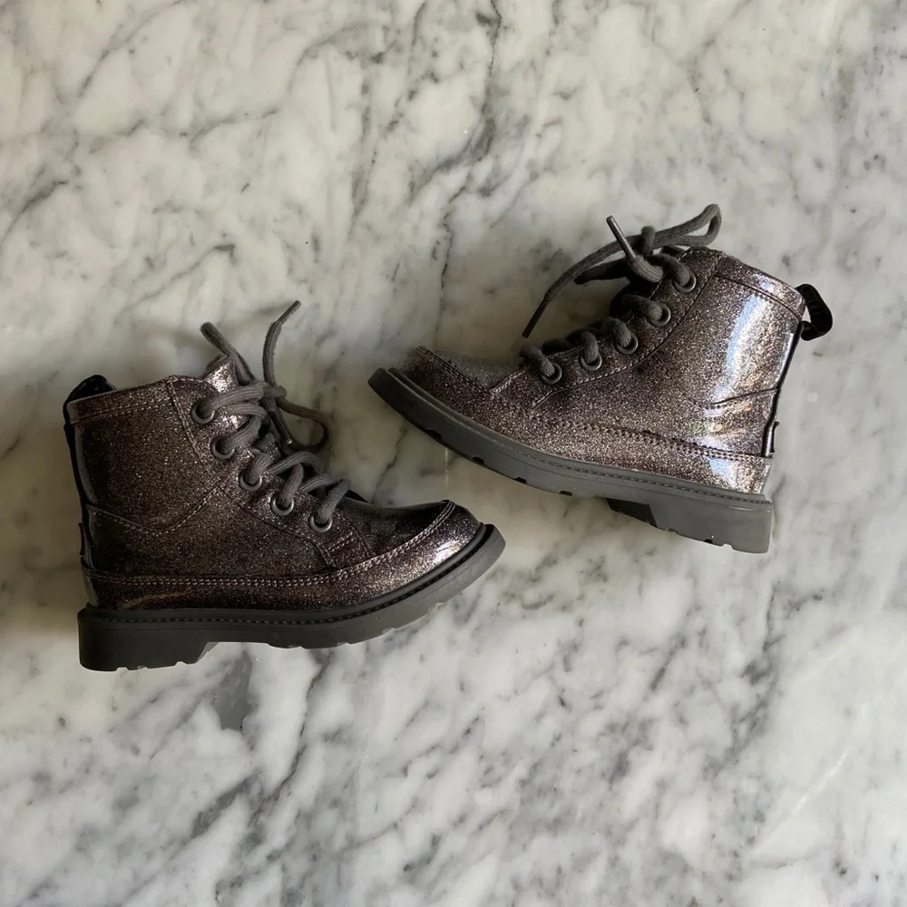 KIDS UGG ROBLEY BOOTS - Picture 3 of 10